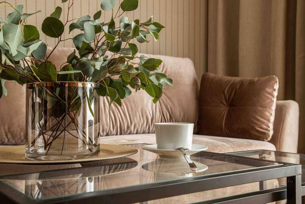 Wyzwolenia Apt , Lazienki Park & Zbawiciela Sq. 2' Варшава Екстер'єр фото